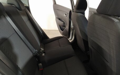 KIA Rio IV, 2018 год, 1 300 000 рублей, 28 фотография