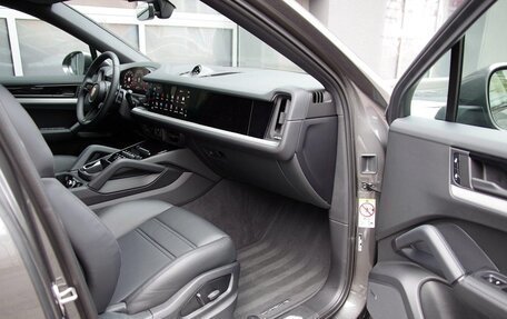 Porsche Cayenne III, 2025 год, 18 990 000 рублей, 15 фотография