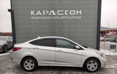 Hyundai Solaris II рестайлинг, 2011 год, 695 000 рублей, 4 фотография