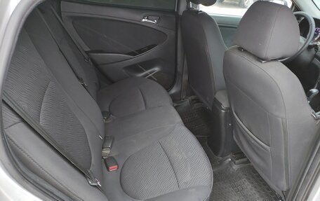 Hyundai Solaris II рестайлинг, 2011 год, 695 000 рублей, 8 фотография