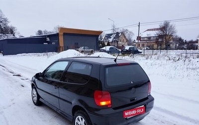 Volkswagen Polo III рестайлинг, 2000 год, 240 000 рублей, 1 фотография