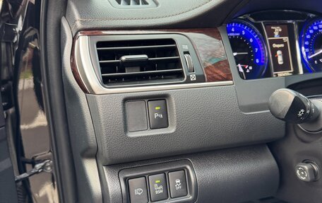 Toyota Camry, 2017 год, 2 600 000 рублей, 13 фотография