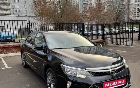 Toyota Camry, 2017 год, 2 600 000 рублей, 7 фотография