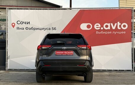 Toyota RAV4, 2019 год, 2 750 000 рублей, 6 фотография