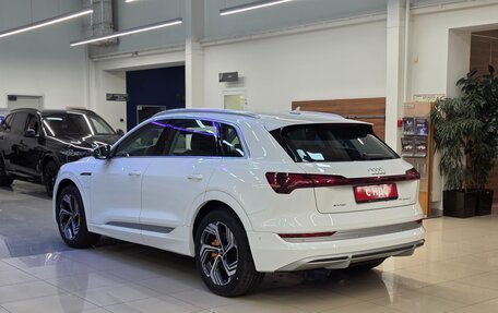 Audi e-tron I, 2022 год, 5 350 000 рублей, 5 фотография