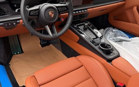 Porsche 911, 2025 год, 31 600 000 рублей, 4 фотография