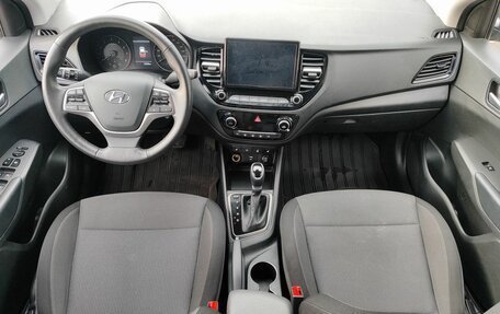 Hyundai Solaris II рестайлинг, 2021 год, 1 760 000 рублей, 10 фотография