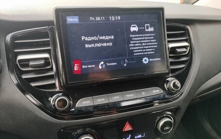 Hyundai Solaris II рестайлинг, 2021 год, 1 760 000 рублей, 13 фотография