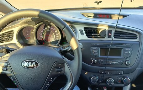 KIA cee'd III, 2014 год, 950 000 рублей, 17 фотография