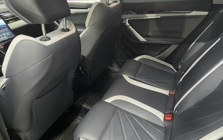 Geely Atlas, 2024 год, 3 200 000 рублей, 11 фотография