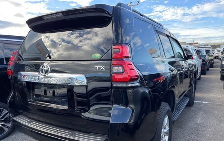 Toyota Land Cruiser Prado 150 рестайлинг 2, 2019 год, 4 500 000 рублей, 13 фотография