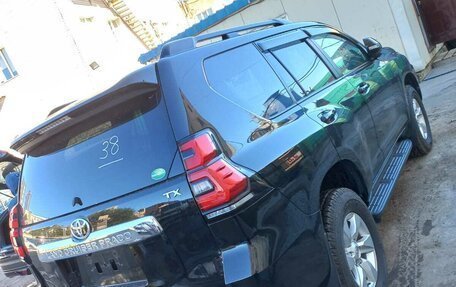 Toyota Land Cruiser Prado 150 рестайлинг 2, 2019 год, 4 500 000 рублей, 11 фотография