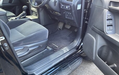 Toyota Land Cruiser Prado 150 рестайлинг 2, 2019 год, 4 500 000 рублей, 18 фотография