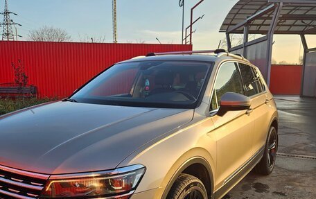 Volkswagen Tiguan II, 2019 год, 3 200 000 рублей, 6 фотография
