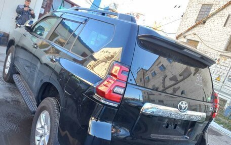 Toyota Land Cruiser Prado 150 рестайлинг 2, 2019 год, 4 500 000 рублей, 31 фотография