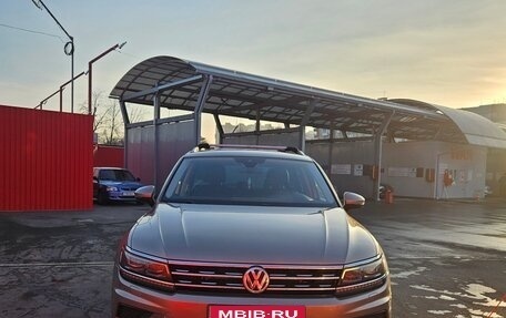 Volkswagen Tiguan II, 2019 год, 3 200 000 рублей, 4 фотография