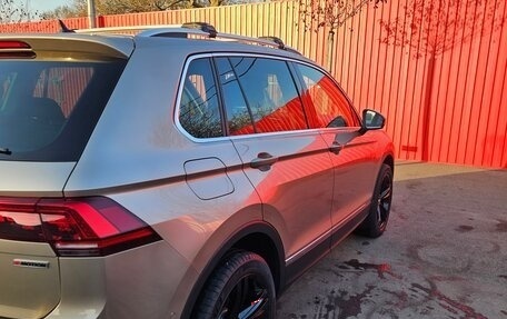 Volkswagen Tiguan II, 2019 год, 3 200 000 рублей, 2 фотография