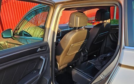 Volkswagen Tiguan II, 2019 год, 3 200 000 рублей, 10 фотография