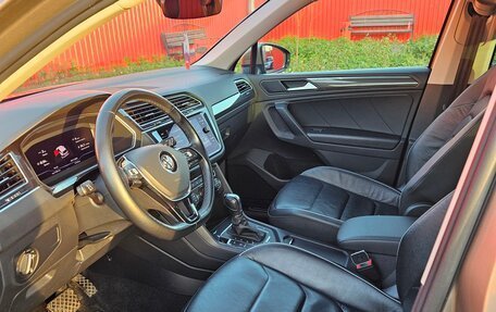 Volkswagen Tiguan II, 2019 год, 3 200 000 рублей, 16 фотография