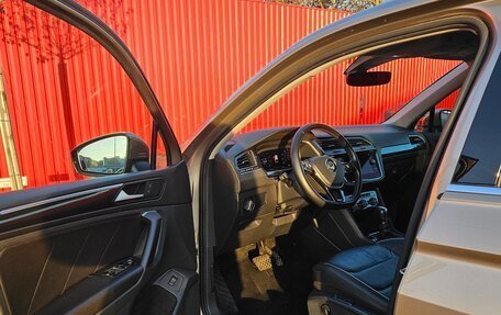 Volkswagen Tiguan II, 2019 год, 3 200 000 рублей, 12 фотография