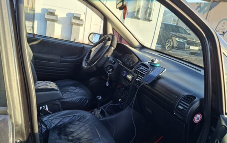 Opel Zafira A рестайлинг, 2001 год, 340 000 рублей, 11 фотография