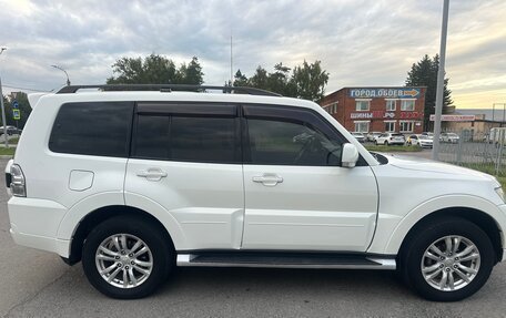 Mitsubishi Pajero IV, 2014 год, 2 450 000 рублей, 2 фотография