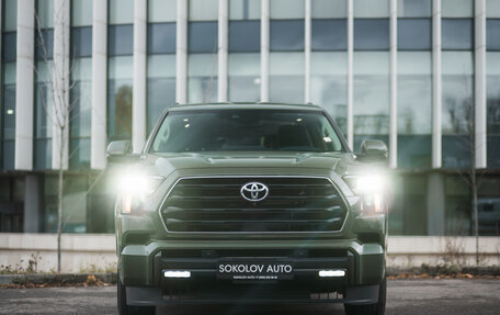 Toyota Sequoia, 2023 год, 11 990 000 рублей, 2 фотография