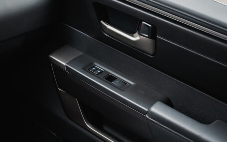 Toyota Sequoia, 2023 год, 11 990 000 рублей, 23 фотография