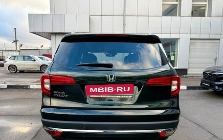 Honda Pilot III рестайлинг, 2019 год, 4 090 000 рублей, 2 фотография