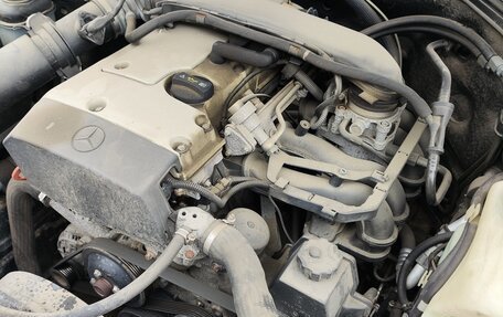 Mercedes-Benz CLK-Класс, 2000 год, 450 000 рублей, 19 фотография