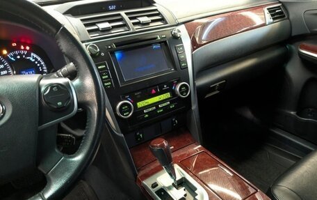 Toyota Camry, 2013 год, 1 390 000 рублей, 13 фотография