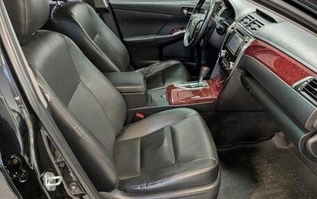 Toyota Camry, 2013 год, 1 390 000 рублей, 8 фотография