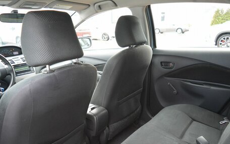 Toyota Yaris III рестайлинг, 2009 год, 750 000 рублей, 13 фотография