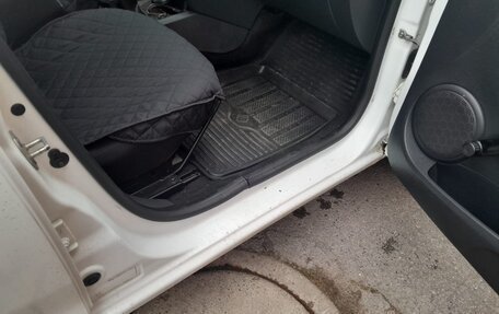 Renault Logan II, 2015 год, 330 000 рублей, 9 фотография