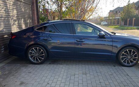 Hyundai Sonata VIII, 2021 год, 2 550 000 рублей, 3 фотография