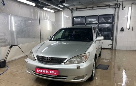 Toyota Camry V40, 2003 год, 700 000 рублей, 1 фотография