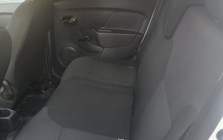 Renault Logan II, 2020 год, 700 000 рублей, 8 фотография