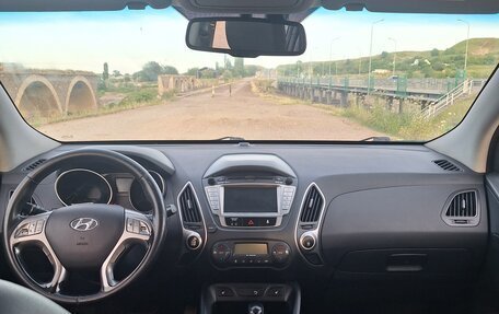 Hyundai ix35 I рестайлинг, 2010 год, 1 150 000 рублей, 10 фотография