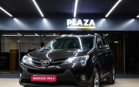 Toyota RAV4, 2015 год, 1 899 000 рублей, 5 фотография