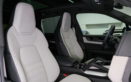 Porsche Cayenne III, 2025 год, 21 187 000 рублей, 2 фотография