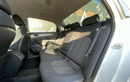 Hyundai Sonata VII, 2019 год, 1 300 000 рублей, 12 фотография