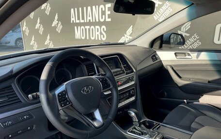 Hyundai Sonata VII, 2019 год, 1 300 000 рублей, 11 фотография