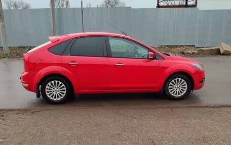 Ford Focus II рестайлинг, 2011 год, 700 000 рублей, 2 фотография