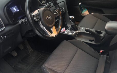 KIA Sportage IV рестайлинг, 2019 год, 1 950 000 рублей, 7 фотография