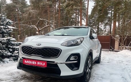 KIA Sportage IV рестайлинг, 2019 год, 1 950 000 рублей, 6 фотография