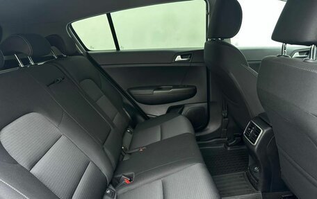 KIA Sportage IV рестайлинг, 2019 год, 2 100 000 рублей, 14 фотография