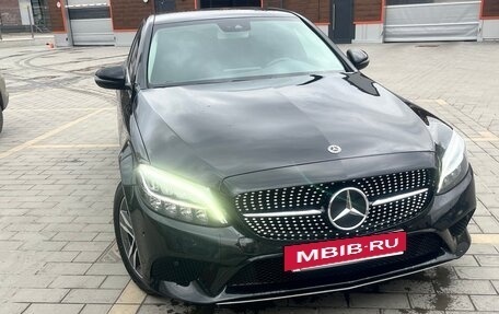 Mercedes-Benz C-Класс, 2018 год, 2 950 000 рублей, 2 фотография