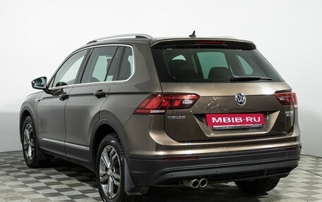 Volkswagen Tiguan II, 2017 год, 1 999 585 рублей, 7 фотография