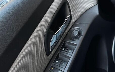 Chevrolet Cruze II, 2012 год, 900 000 рублей, 7 фотография