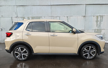 Daihatsu Rocky, 2021 год, 1 822 000 рублей, 10 фотография